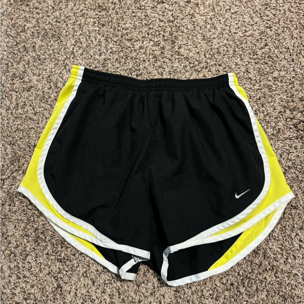 Women’s Nike Tempo Running Shorts
